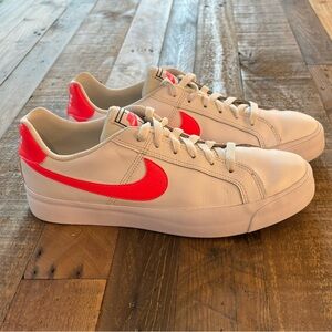 Nike Court Royale AC Womens Size 10.5
White Flash Crimson AO2810-113